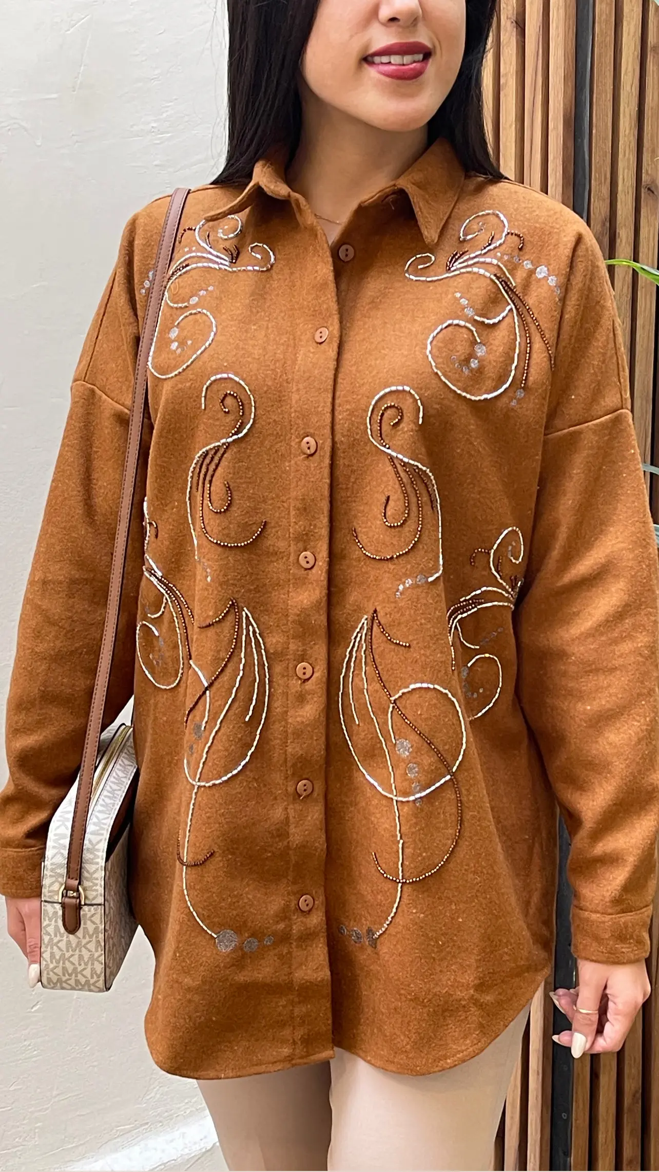 شومیز مانتویی فوتر کار شده